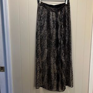 Maurice's medium skirt